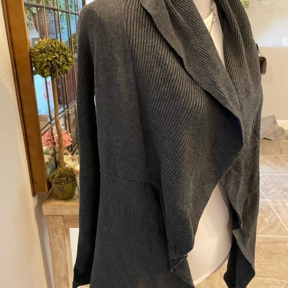 White house black market cardigan - Picture 4 of 5